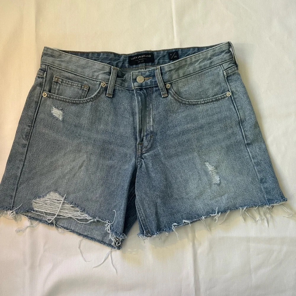 Lucky Brand Blue Distressed Jean Shorts size 6/28 - Picture 1 of 5